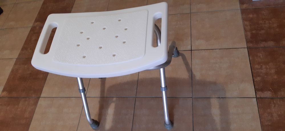 Krzesło pod prysznic