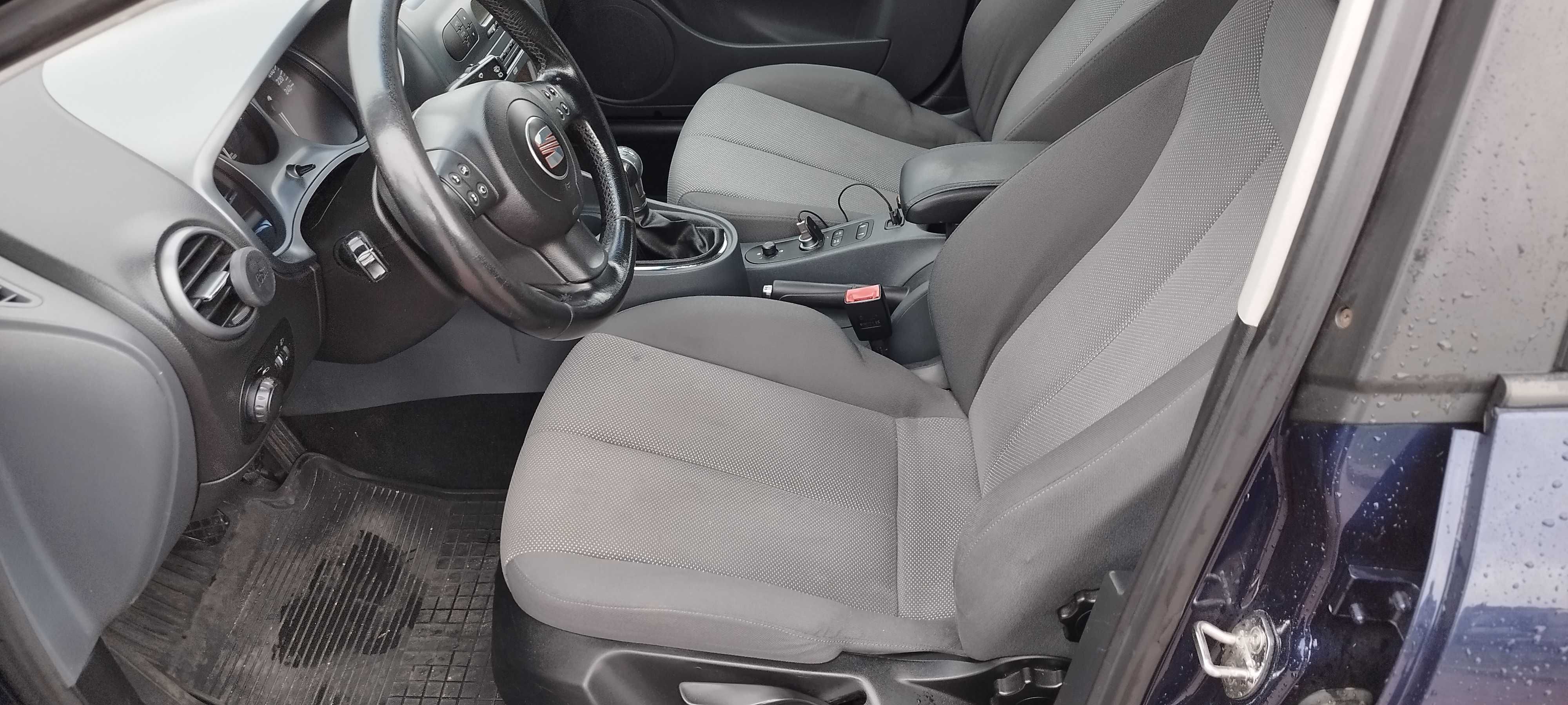 SEAT LEON 2 1.6 MPI, garażowany, zadbany, stan bardzo dobry