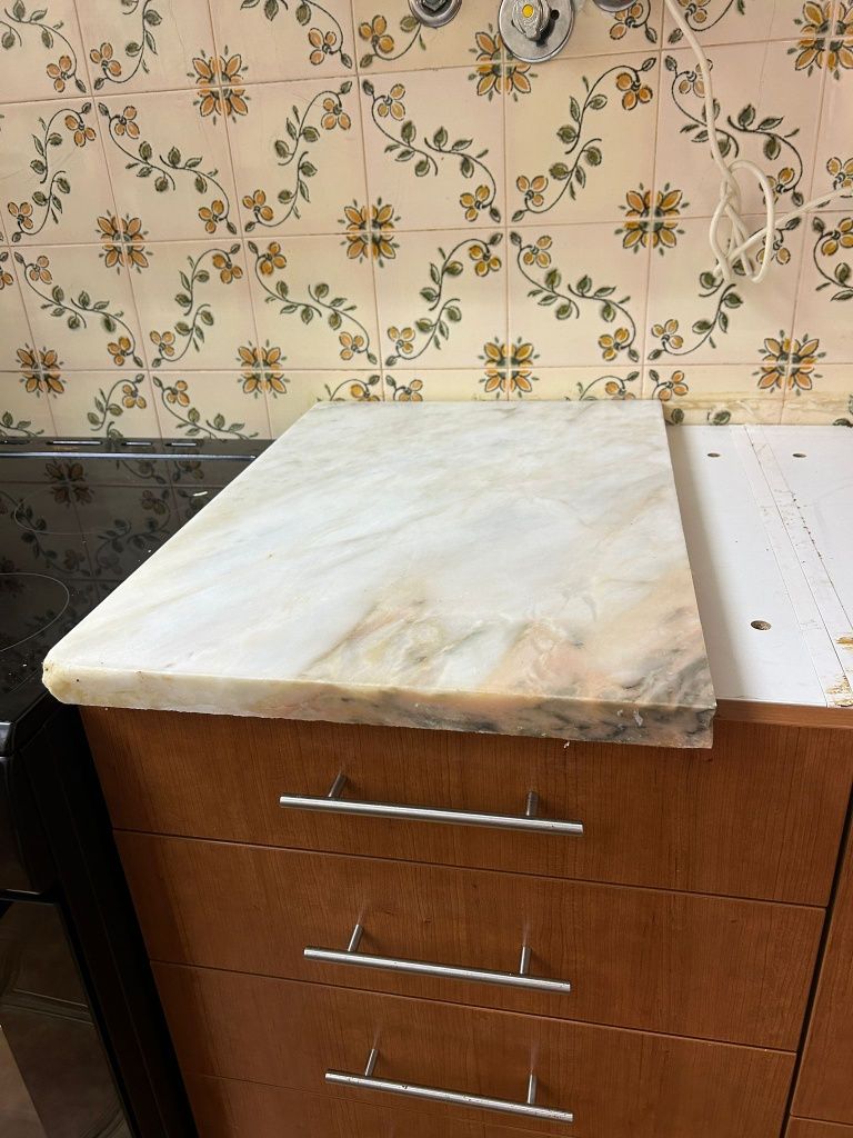 Bancada de Cozinha -  Pedra Mármore Branca