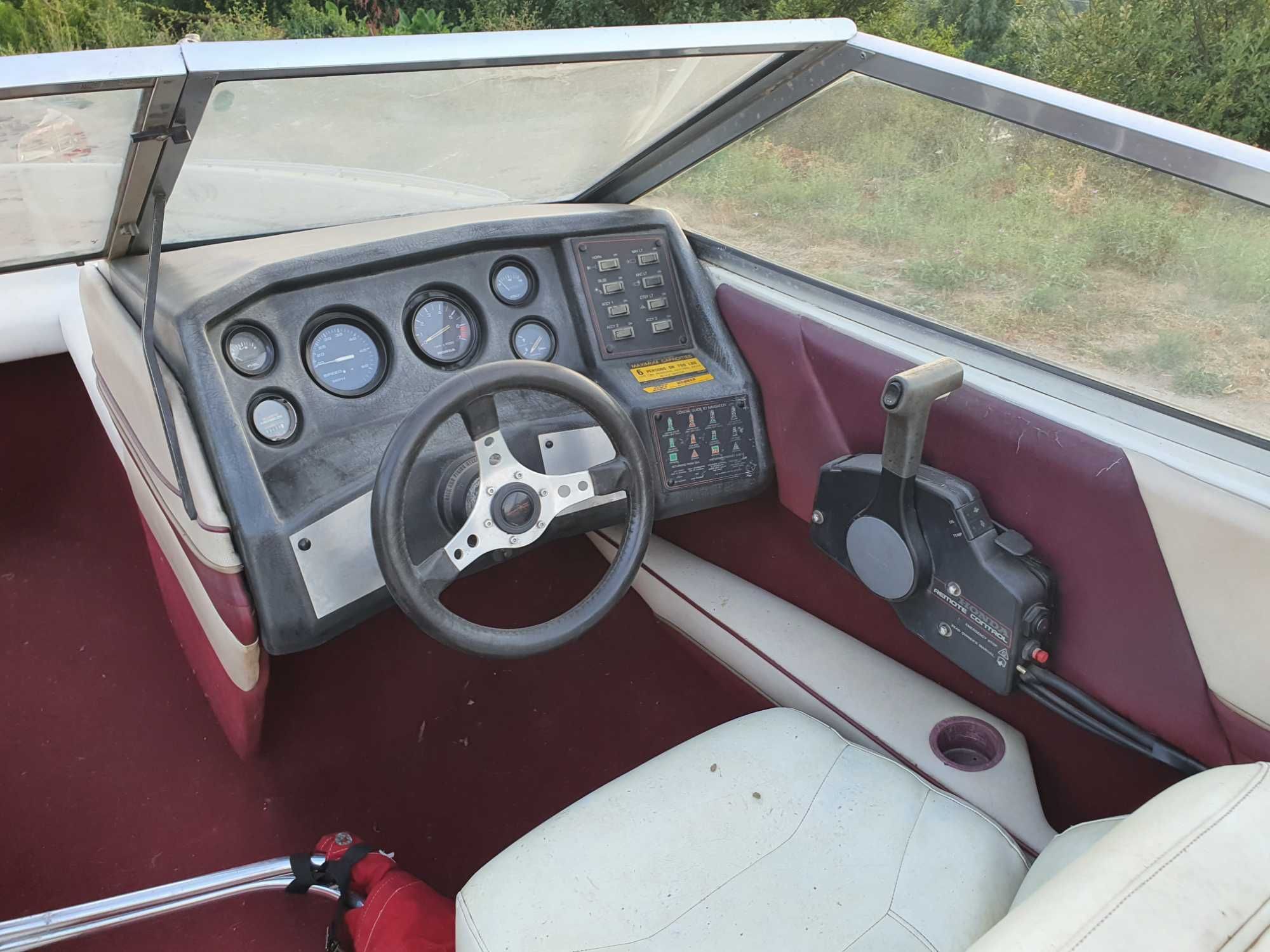 Lancha Maxum 1800 com Motor Honda Four 90cv
