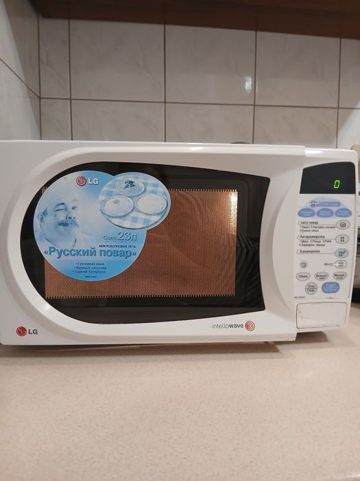Мікрохвильова піч "LG"