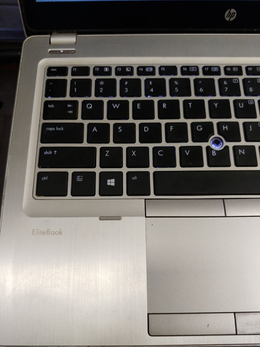Ноутбук HP elitebook i5 , 4gb ddr3, 320hdd рабочий