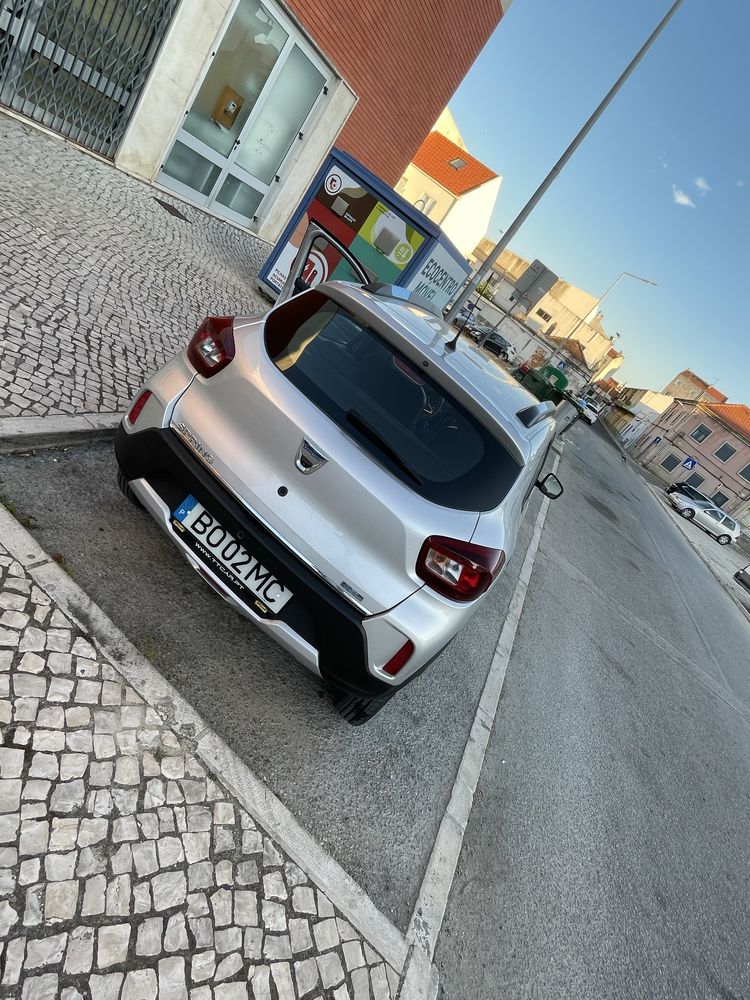 Dacia spring 100% eletrico