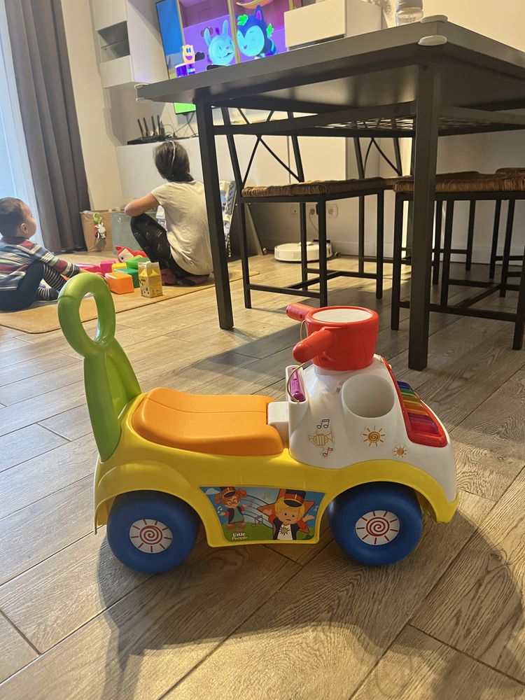 Jeździk wóz strażaki Fisher Price