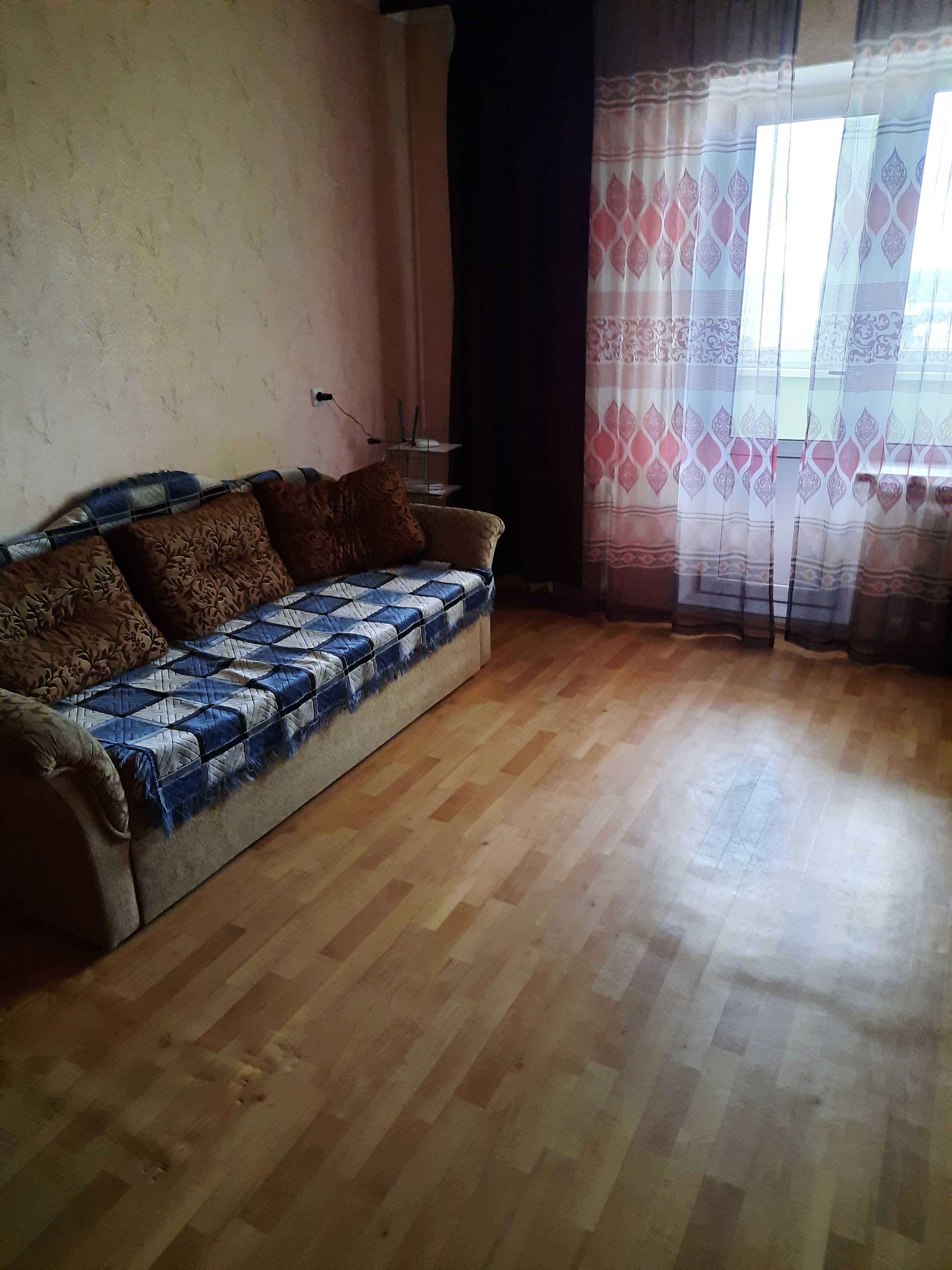 Подобово 2к.  квартира на Троєщині Цвєтаєва 3, Маяковського