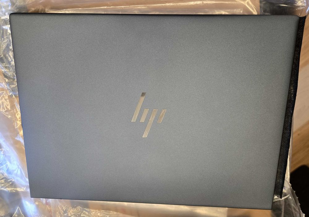 ноутбук hp dragonfly g4 i7-1355u 32Gb ram 1 TB ssd