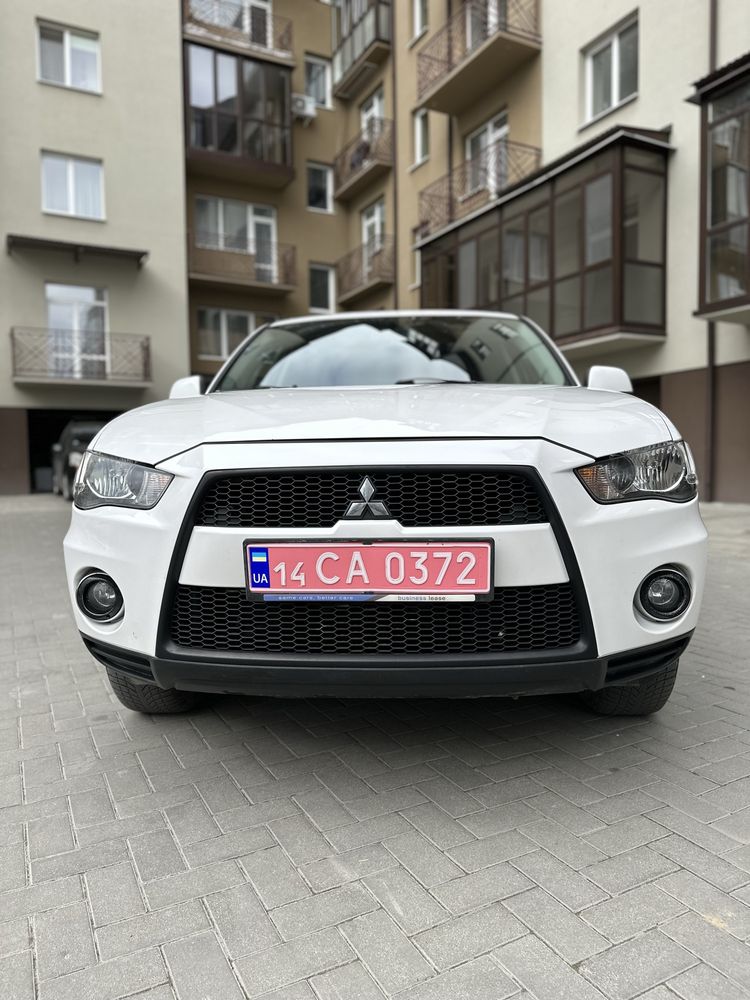 Mitsubishi Outlander 2010 2.3 дизель