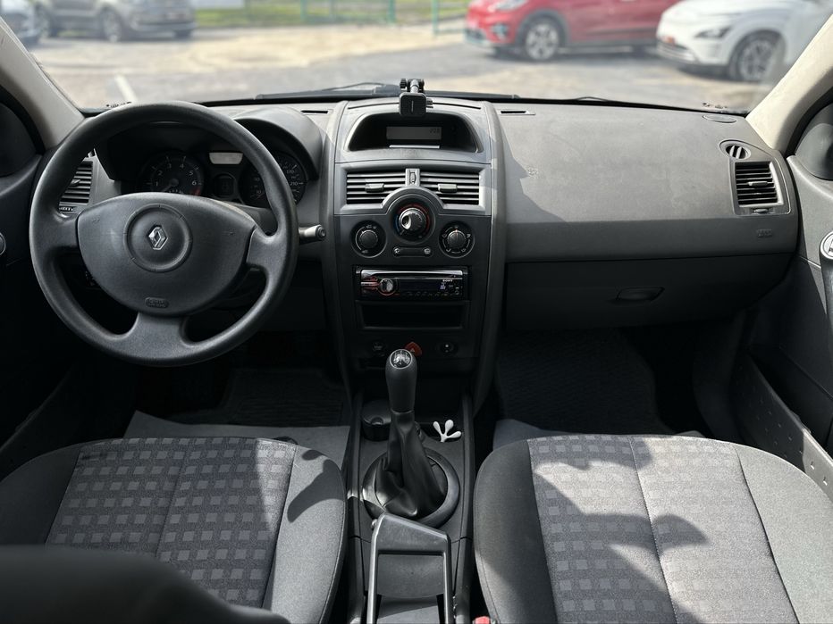 RENAULT MEGANE 2009 року, 1.4 газ/бензин, механіка, передній привід.