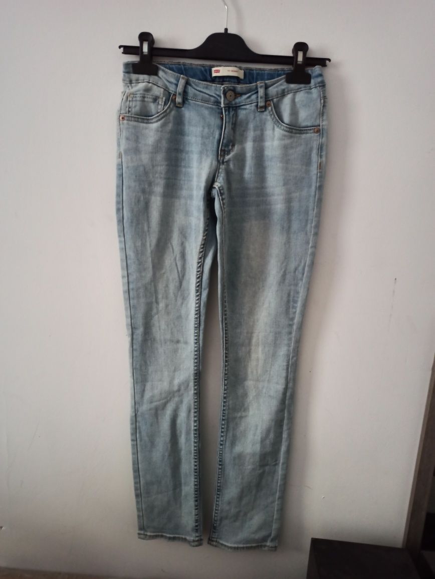 Jeansy Levis skinny 14R