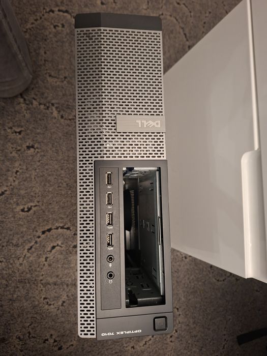 Komputer Dell 7010