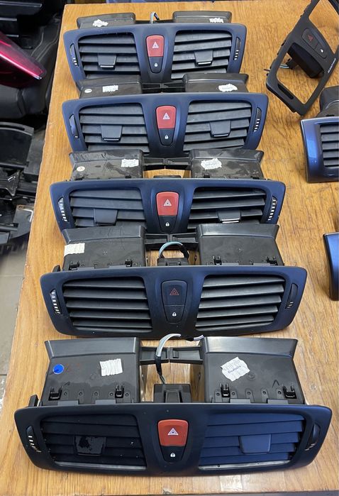 накладки воздуховод scenic 3 megane 3 дефлектор сценік меган сабля