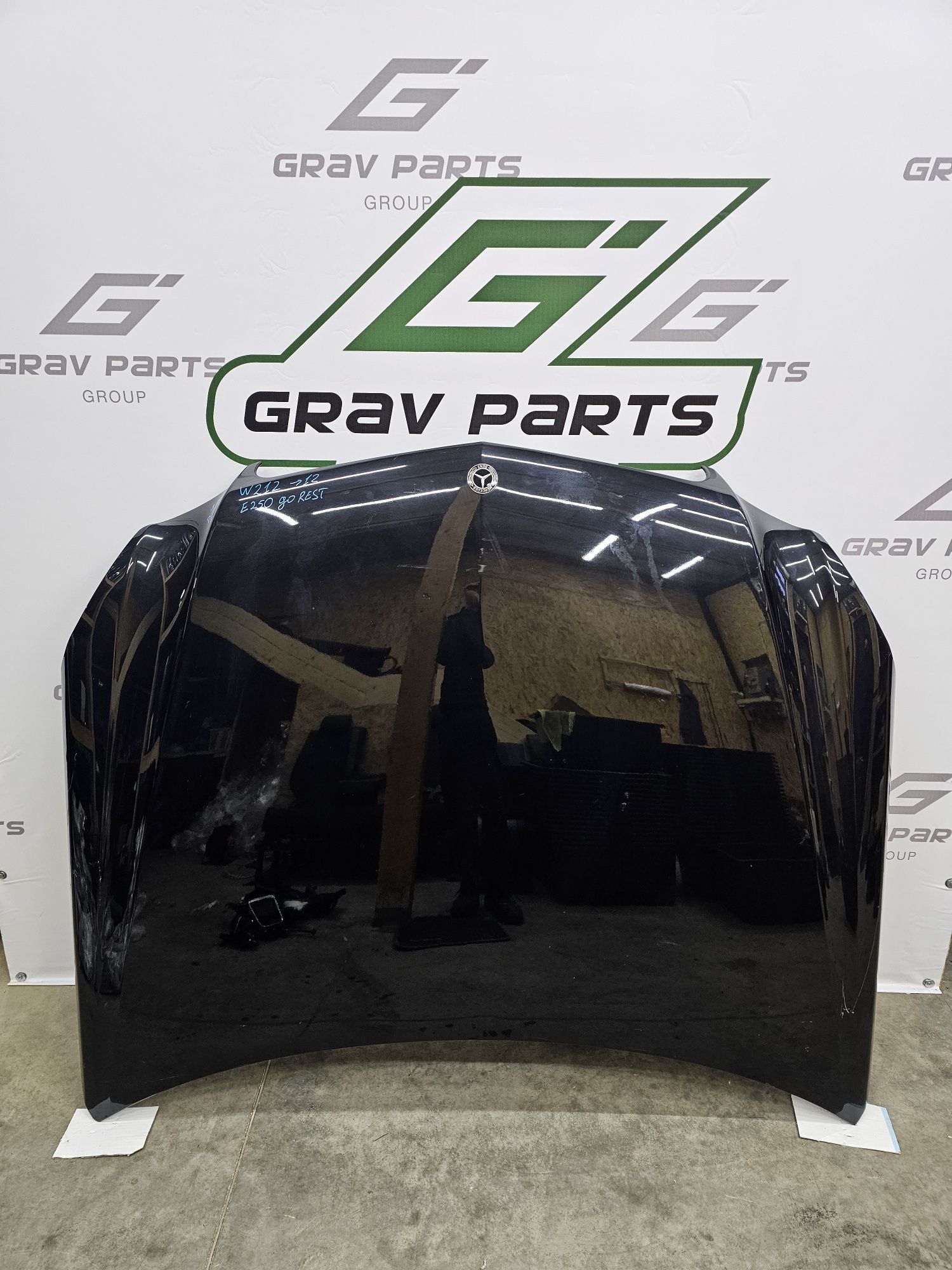 Mercedes W212 E-class Капот E250 2009 2010 2011 A212887001