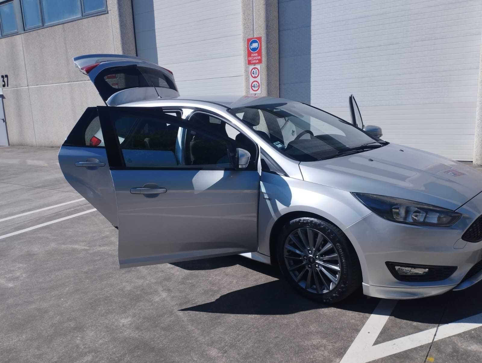 Ford Focus ST Line 1.5 120 CV