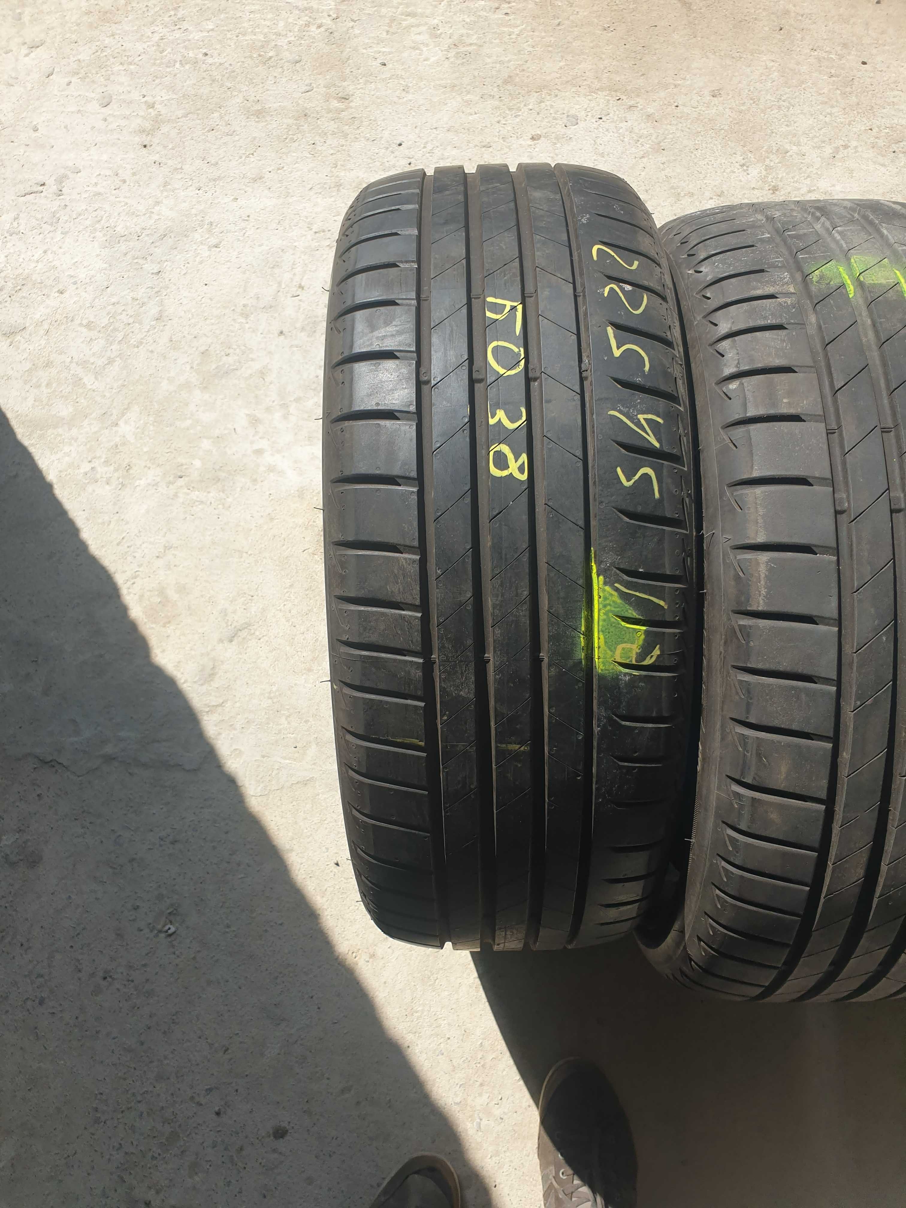 B038 Шини 4шт 225/45 R18 Bridgestone Turanza T005.