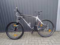 Rower MTB górski Specjlaized Hardrock 26 tarcze