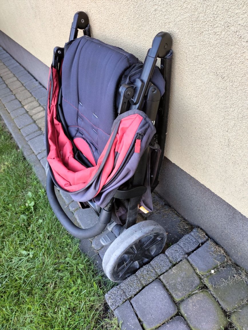 Spacerowka Joie czarno czerwona
