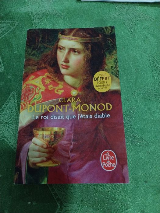 Le roi disait que j' était diable. Portes incluídos