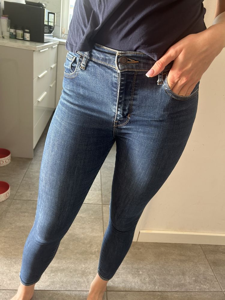 Oryginalne jeansy Levi’s W26 L30 skinny wysoki stan