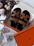 Шльопанці Hermes Chypre Sandals коричневі