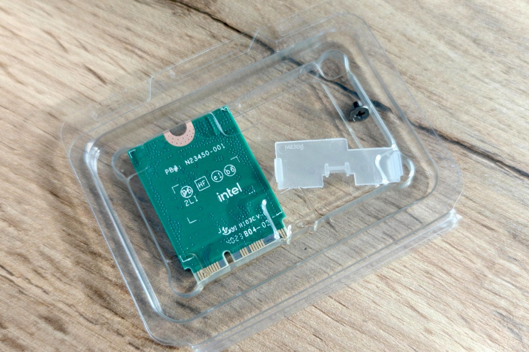 Intel® Wi-Fi 7 BE200NGW, Bluetooth 5.4, karta sieciowa