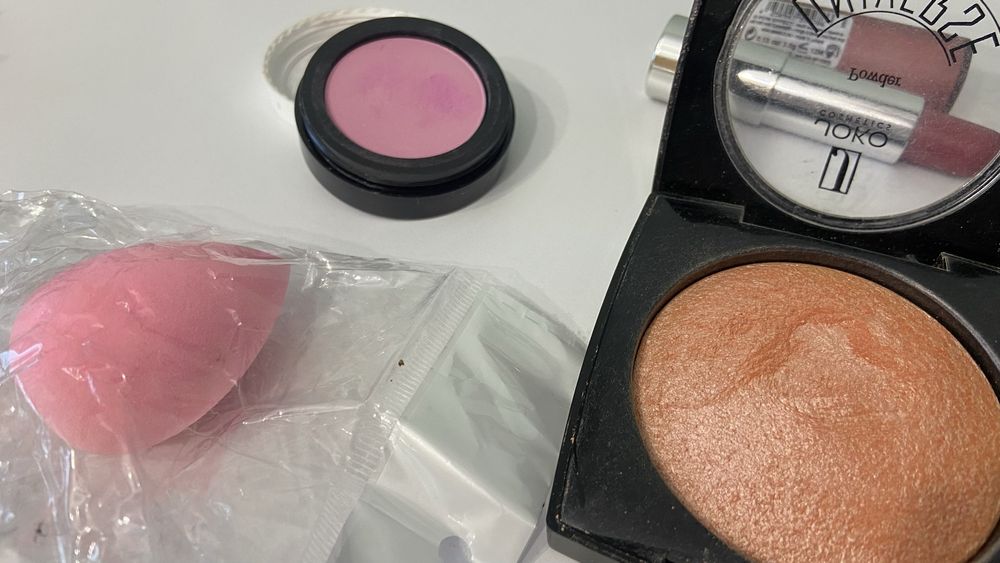 Zestaw kosmetyków do makijażu jak nowy Douglas Bourjois