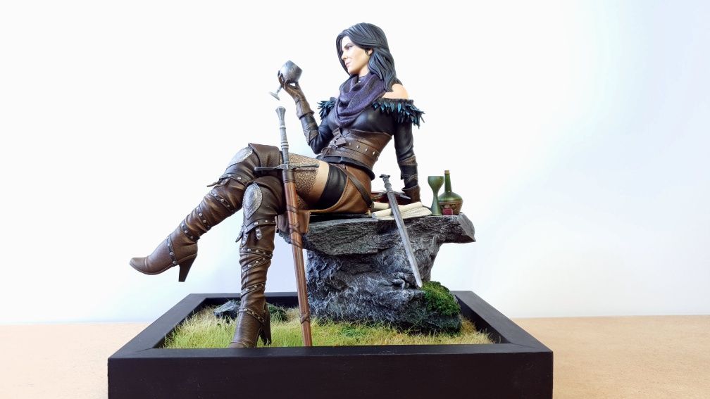 Yennefer From the Witcher 1/6 scale