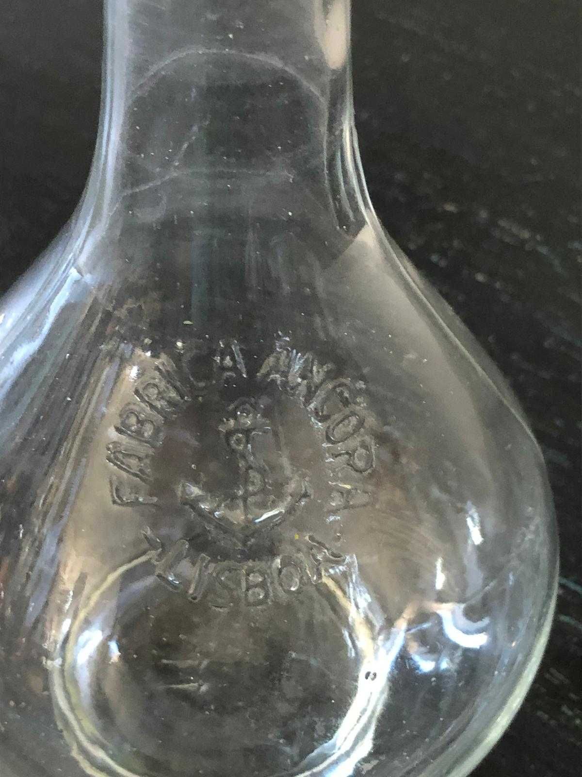 Garrafa de Licor Ancora, Lisboa, muito bom estado.
