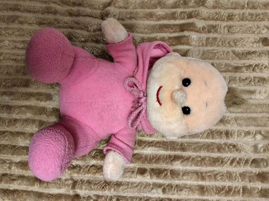 м'яка іграшка лялька