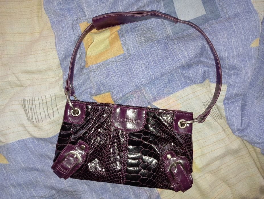 Маленька фіолетова жіноча сумка фірми "MORGAN"