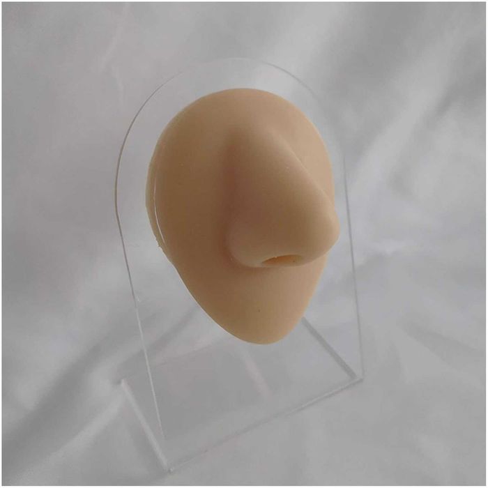 Model nosa 3D z silikonu do nauki, piercingu i akupunktury