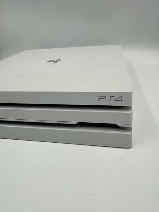 Konsola Biala Ps4 Pro 1Tb 3 Gry Gwarancja