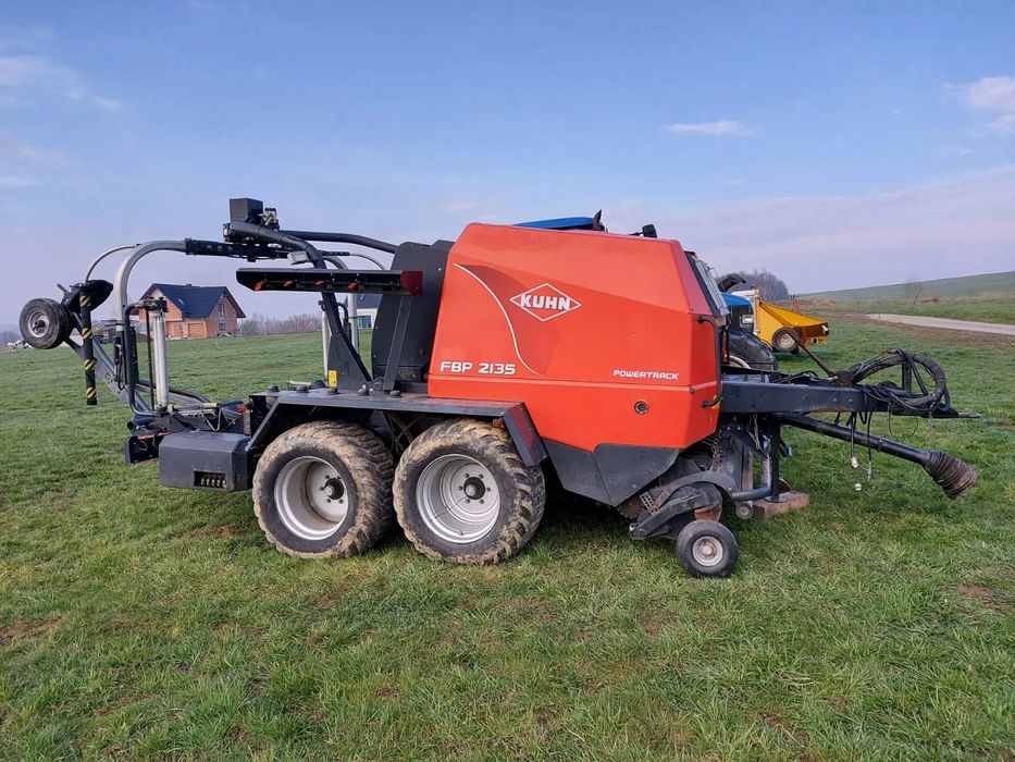 Kuhn FBP 2135 Powertrack  Prasoowijarka prasa rolująca owijarka walcowa 3D Vicon Deutz Krone