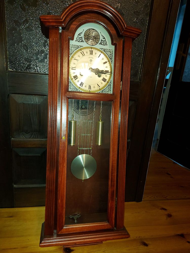 Zegar wiszacy tempus fugit