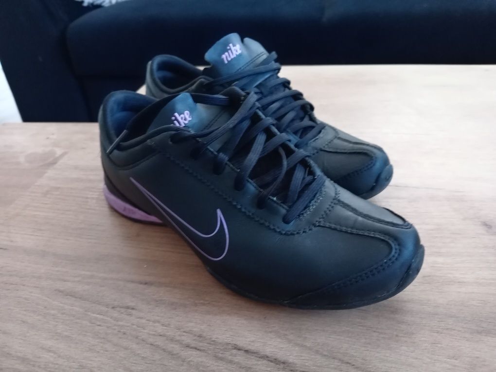 Adidasy czarne nike