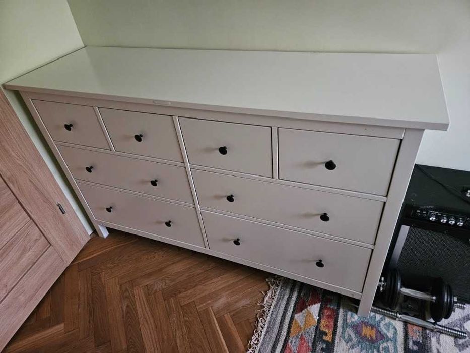 Solidna komoda HEMNES 8 szuflad