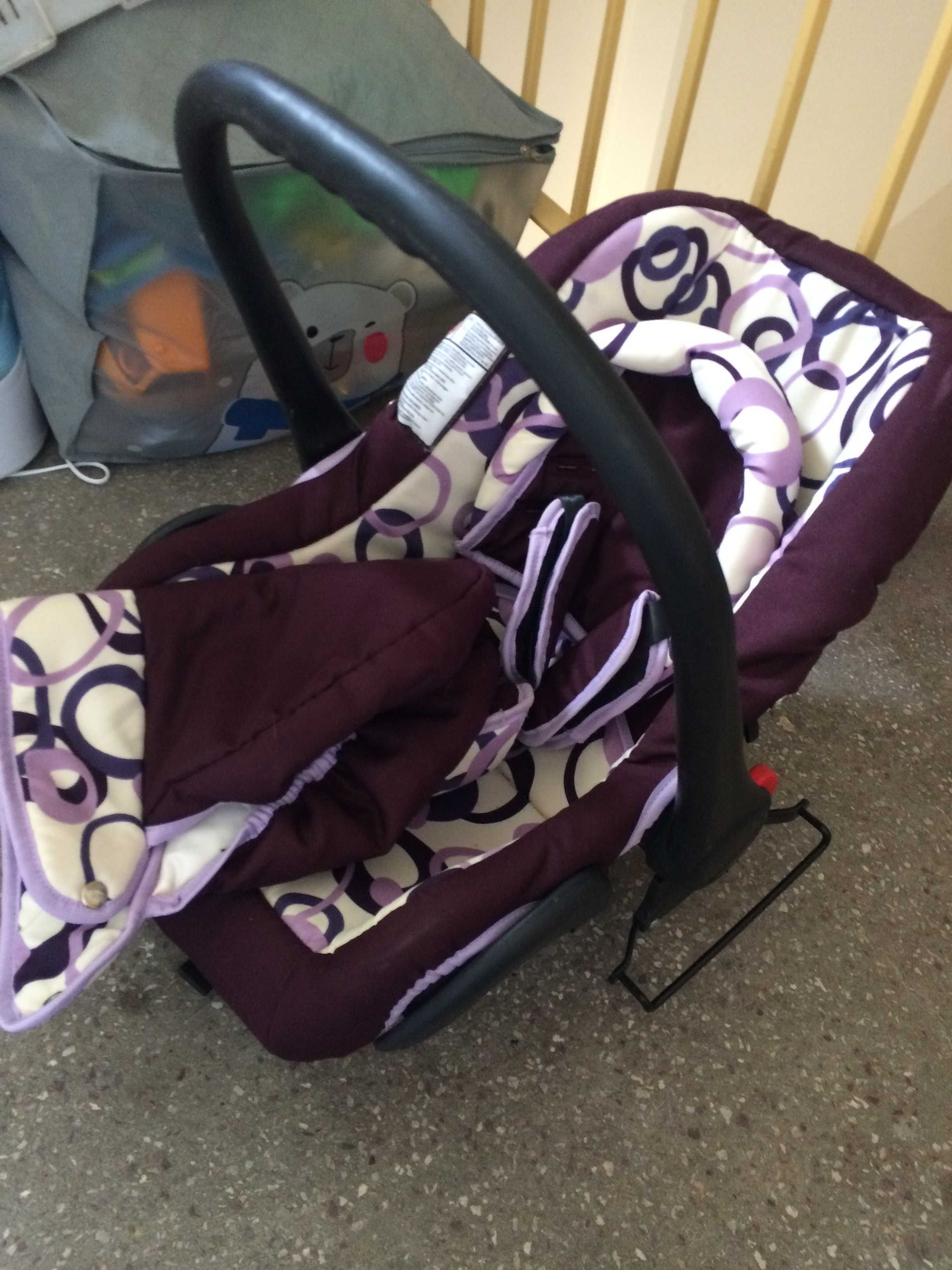 Fotelik nosidełko dla dziecka, do samochodu