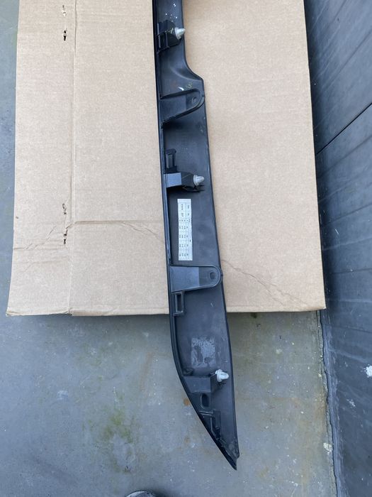 Spoiler Traseiro Nissan Navara D23