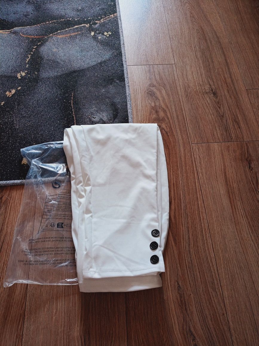 Nowe legginsy za kolanko m