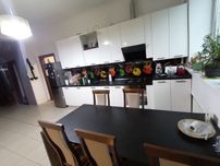 Продам большую квартиру в Буче