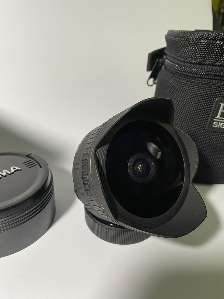 Sigma 15 mm f/2.8 EX DG Fisheye Nikon FF