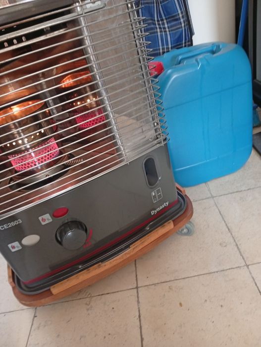 Aquecedor a querosene - eletrónico