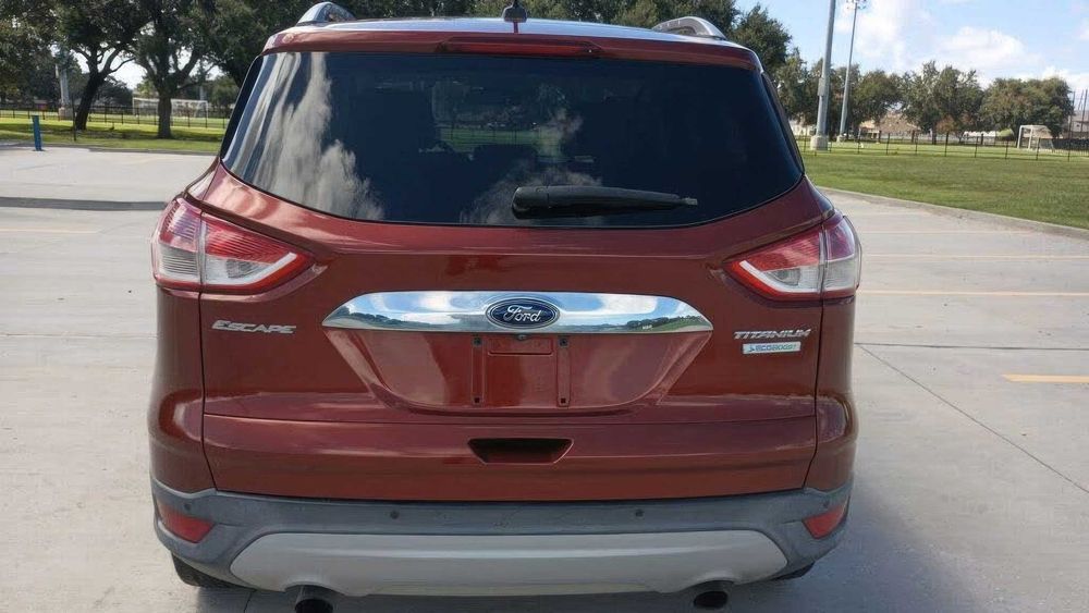 Ford Escape      2015