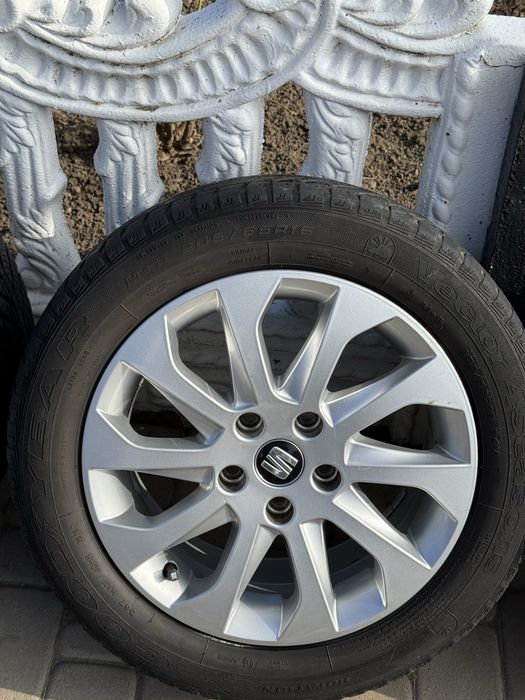 Диски з ризиною. Seat. 205/55 R 16.