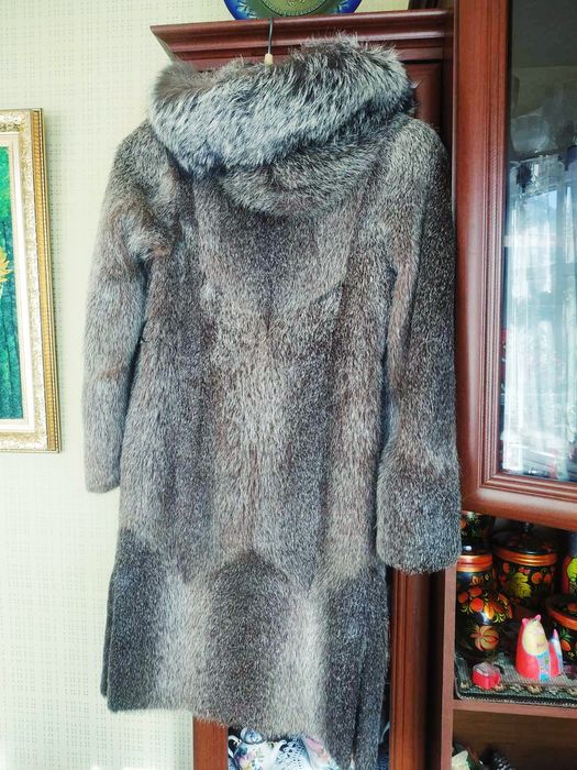 Продам шубу на девочку.