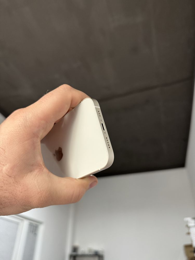 Apple iphone 13 128 gb білий айфон