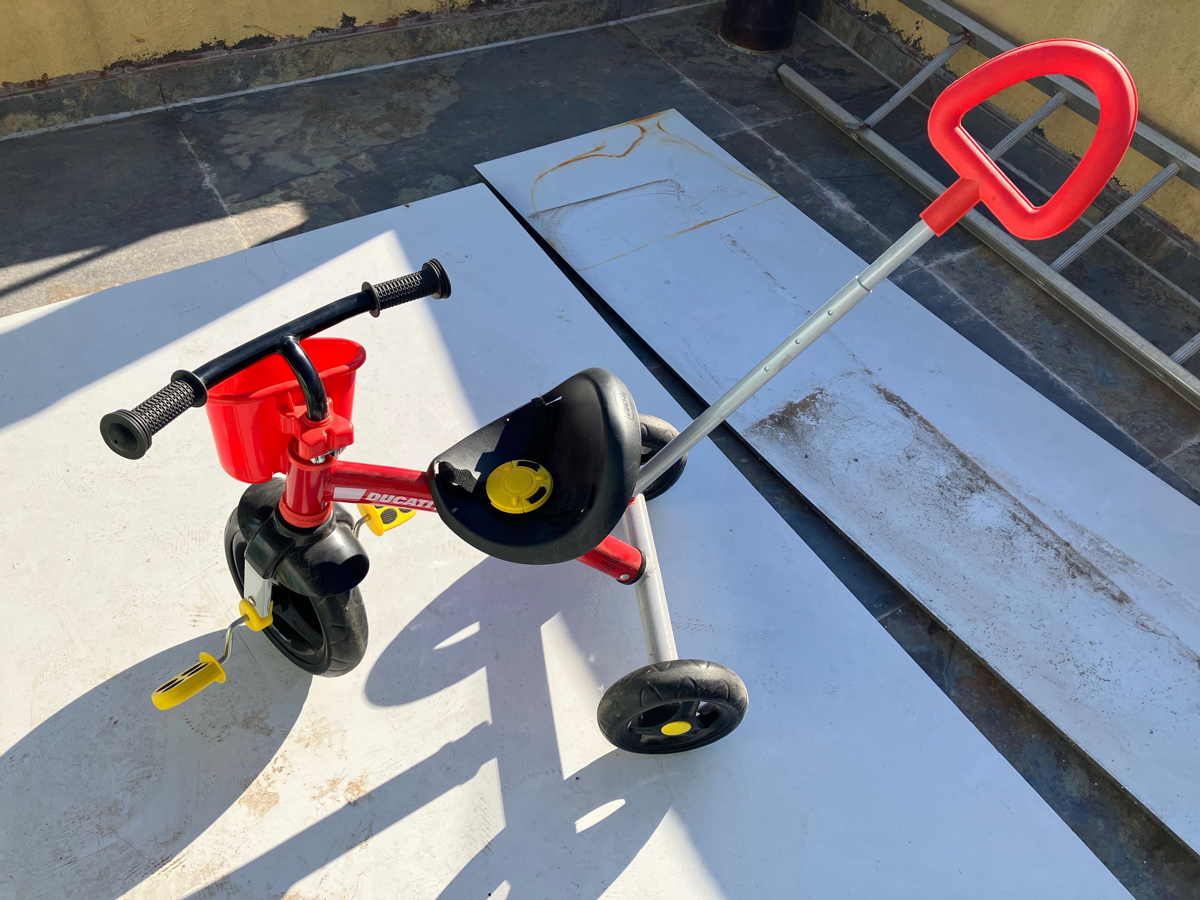 Triciclo Chicco U-go Trike Ducati