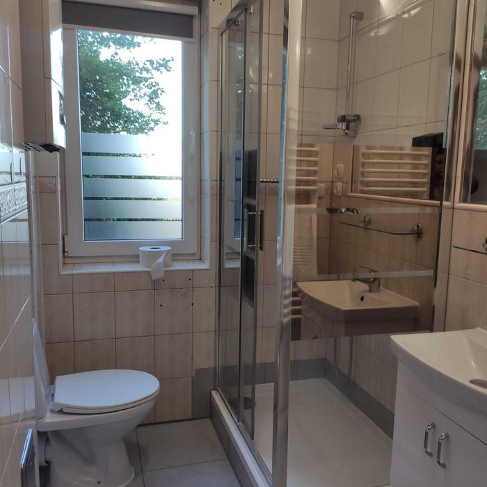 Wygodny dom - 5 pokoi blisko Lasu Wolskiego