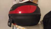 Vendo Top Case AWINA