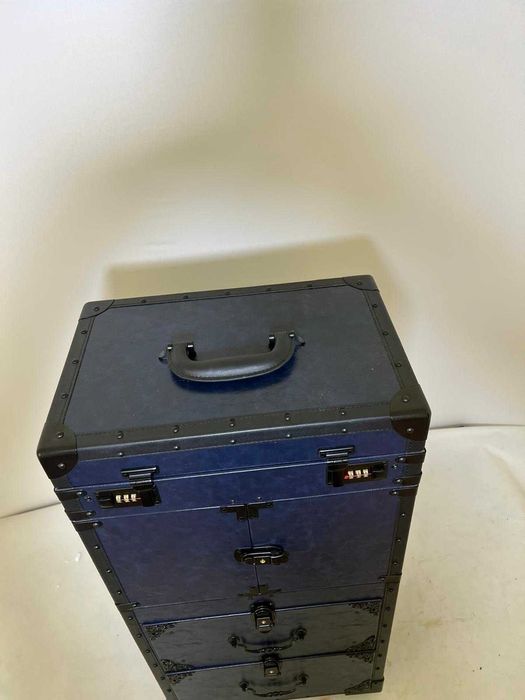 walizka kosmetyczna / fryzjerska na kółkach z zamkami szyfrowymi