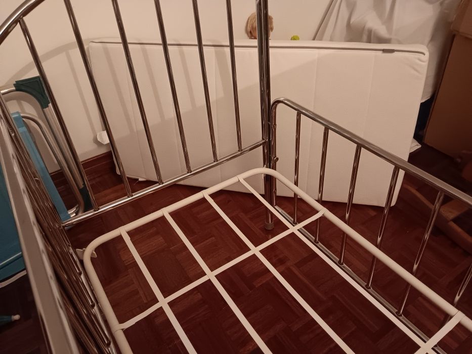 Cama bebe de grades